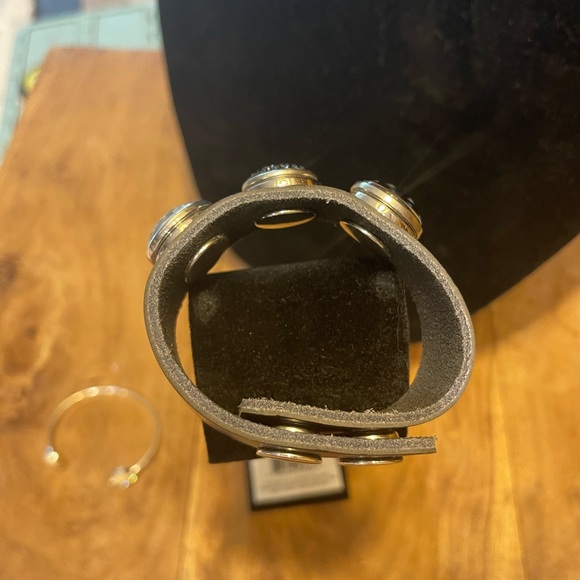 Paper Doll ROCK Cuff - Picture 7 of 11